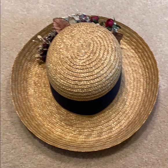 Pretty Talbots hat - Picture 3 of 6